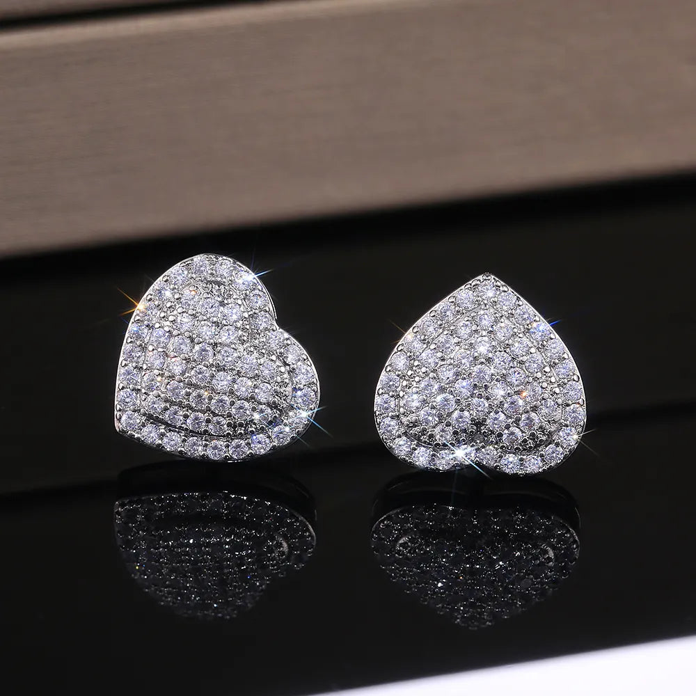 "LoveLee Heart Earrings" Dazzling Heart Stud Timeless Earrings