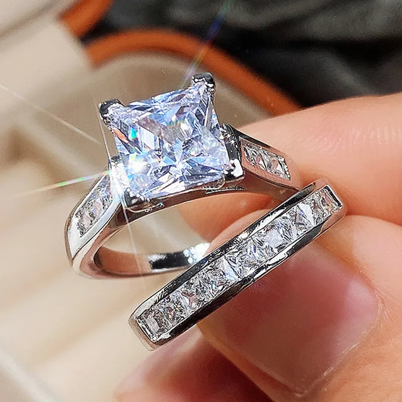 "Bridal Ring Set" Dazzling Zirconia Luxury Lady Delicate Wedding Ring Set