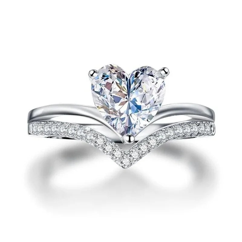 "LoveLee Lady Heart Ring" Delicate Silver Color White Zircon Stones Heart Engagement Ring