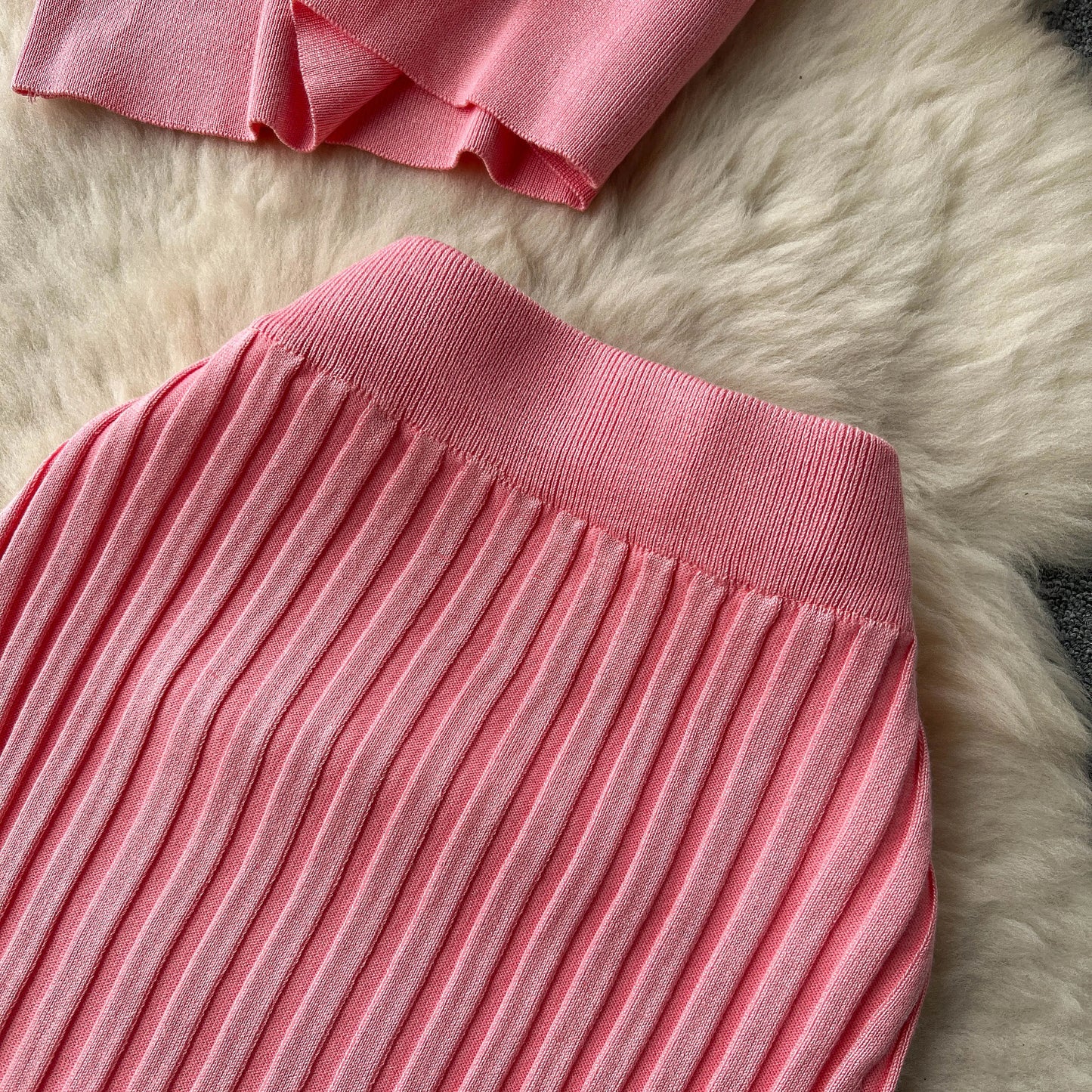 "Lisa Sweater Two-Piece Outfit" Two Piece O Neck Top Long Skirt Knit Suit