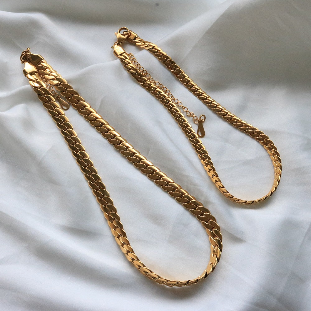 "Goldie Queen" Thick Braided Design Chain Necklace & Bracelet Jewelry Set