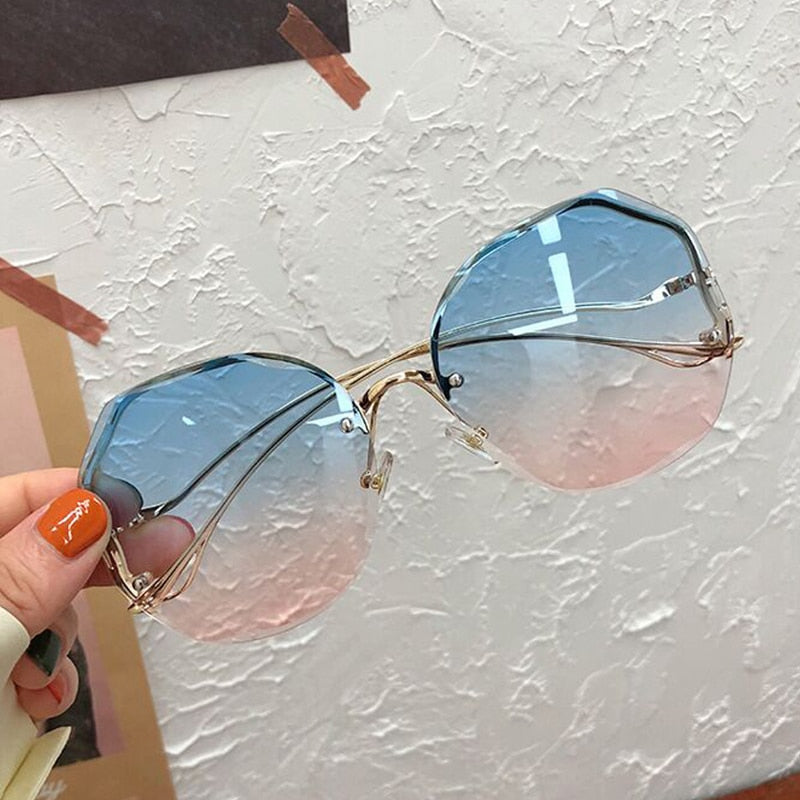 "Beauty Babyyy" Round Designer Gradient Fashion Rimless Metal Curved Temples Eyewear