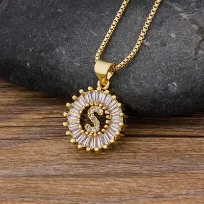 "LoveLee Letter Gold Necklace" Initial Letters Pendant Chain