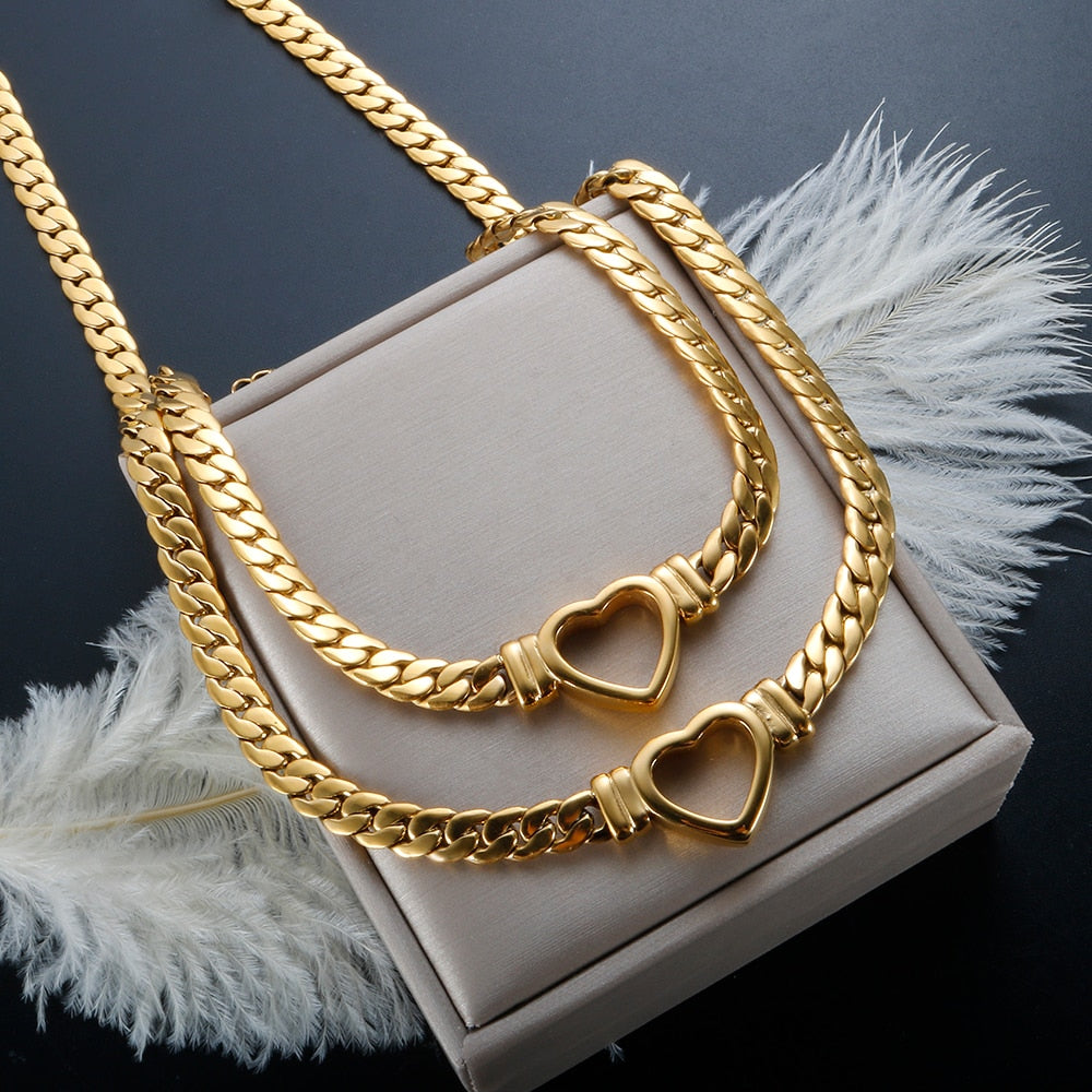"Golden Goddess" Gold-Plated Luxury Love Heart-Shaped Jewelry
