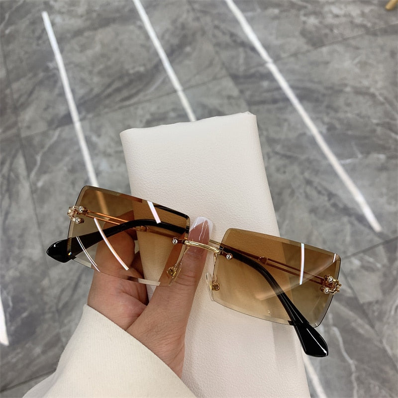 "SuperStar Chick" Vintage Fashion Rimless Frameless Shades